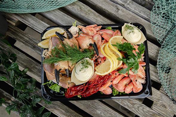 3.SKALDYRS ANRETNING